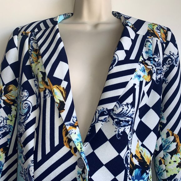 Alberto Makali Floral Blazer Size Medium - Picture 2 of 10